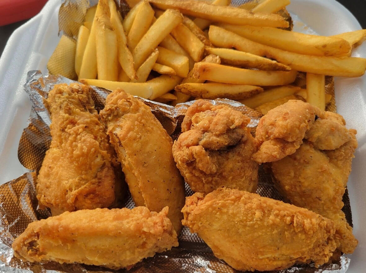 Aunt Lily’s Kitchen & Catering Fried chicken & Fries.